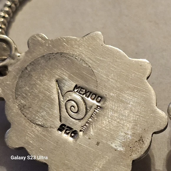 Elegant 925 Sterling Silver Red Pendant Necklace - Picture 5 of 5